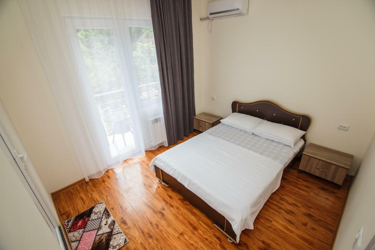 Hotel Ararat Gonio Exterior foto